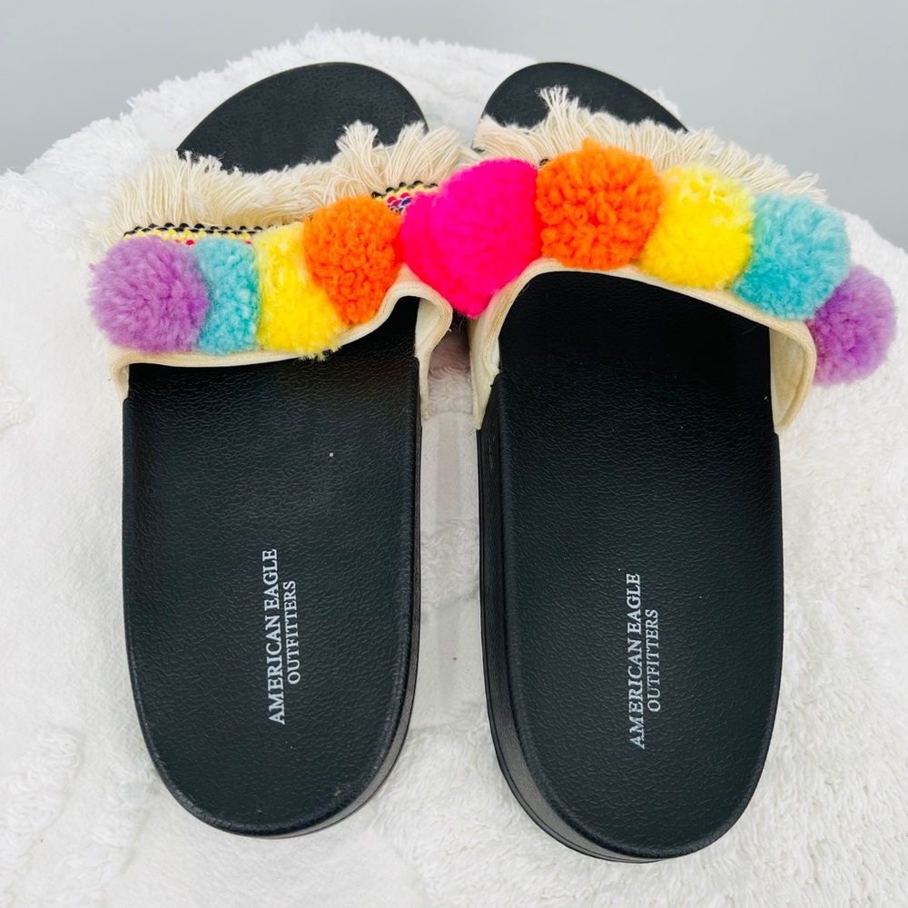 American Eagle Pom Pom Slides Slip On Flats Boho Sandals Shoes Womens Size 8 - Picture 2 of 9